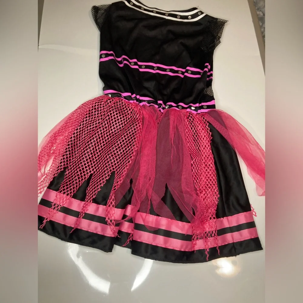 Scare squad cheerleader costume - Picture 7 of 16